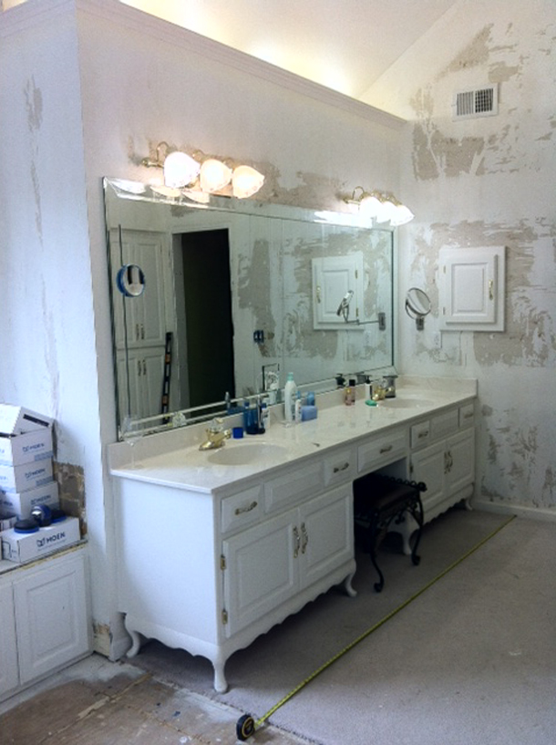 Copyright 2014  Kitchen Cabinet Discounts Vanity BEFORE Trina Bathroom Vanity Makeover